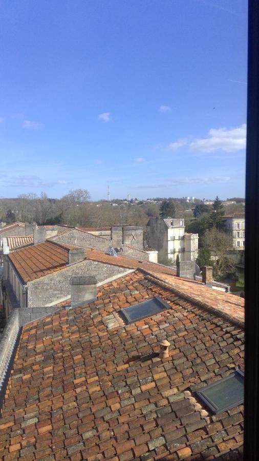 Residence du marche Jonzac Extérieur photo